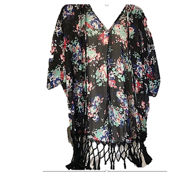 Charlotte Russe Tops - Floral Boho Cardigan Fringe Hem Charlotte Russo